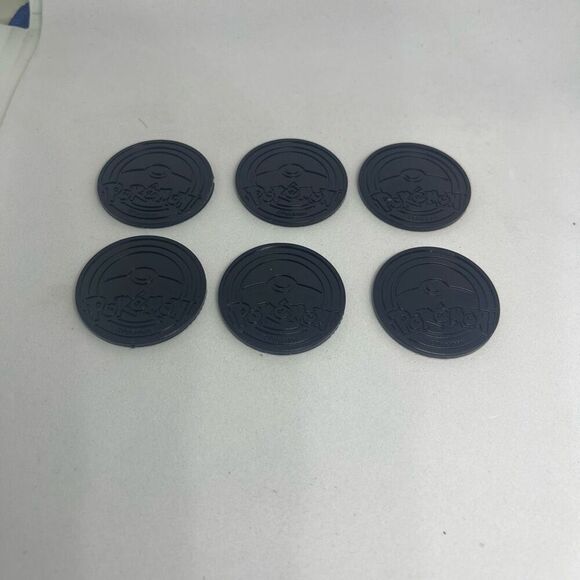 Pokemon Small coin lot of 6 Blue Lucario Holofoil Suicune and 4x Dragonite - Picture 2 of 2